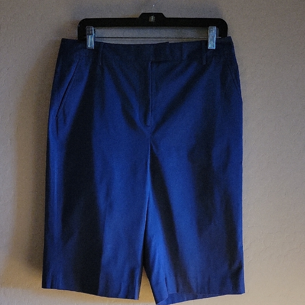 Sutton Studio Blue Bermuda Shorts with Crisp Tailoring